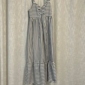 Cute gray and white sundress